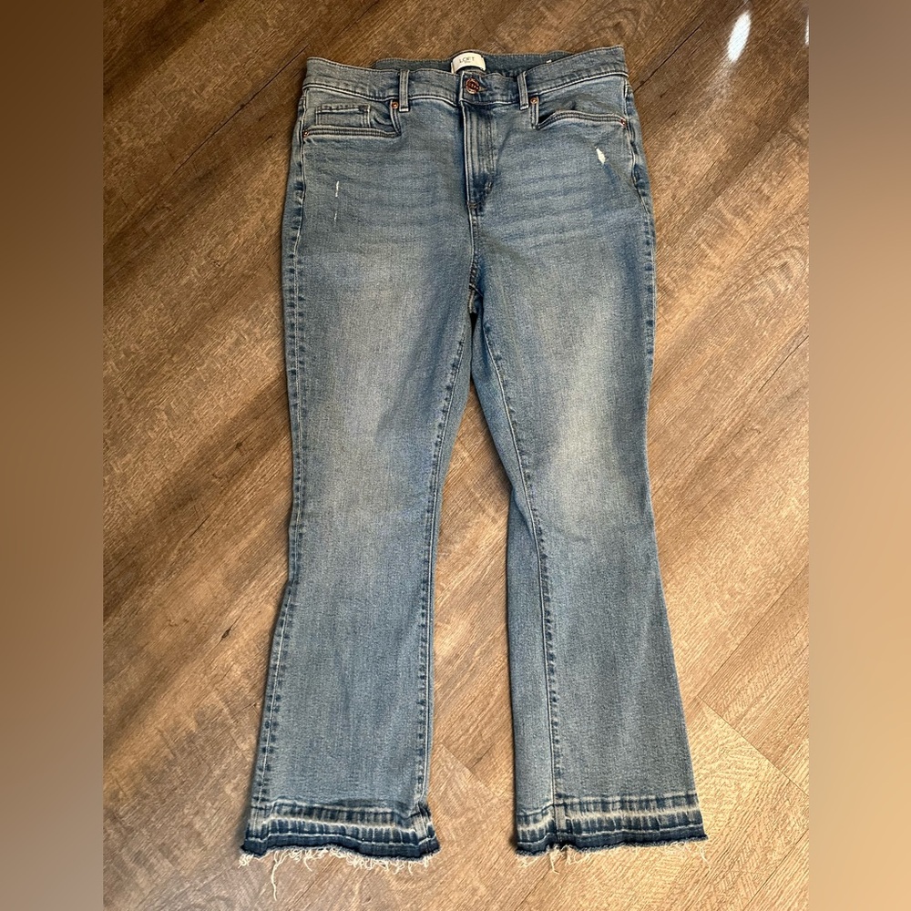 Crop flare jeans